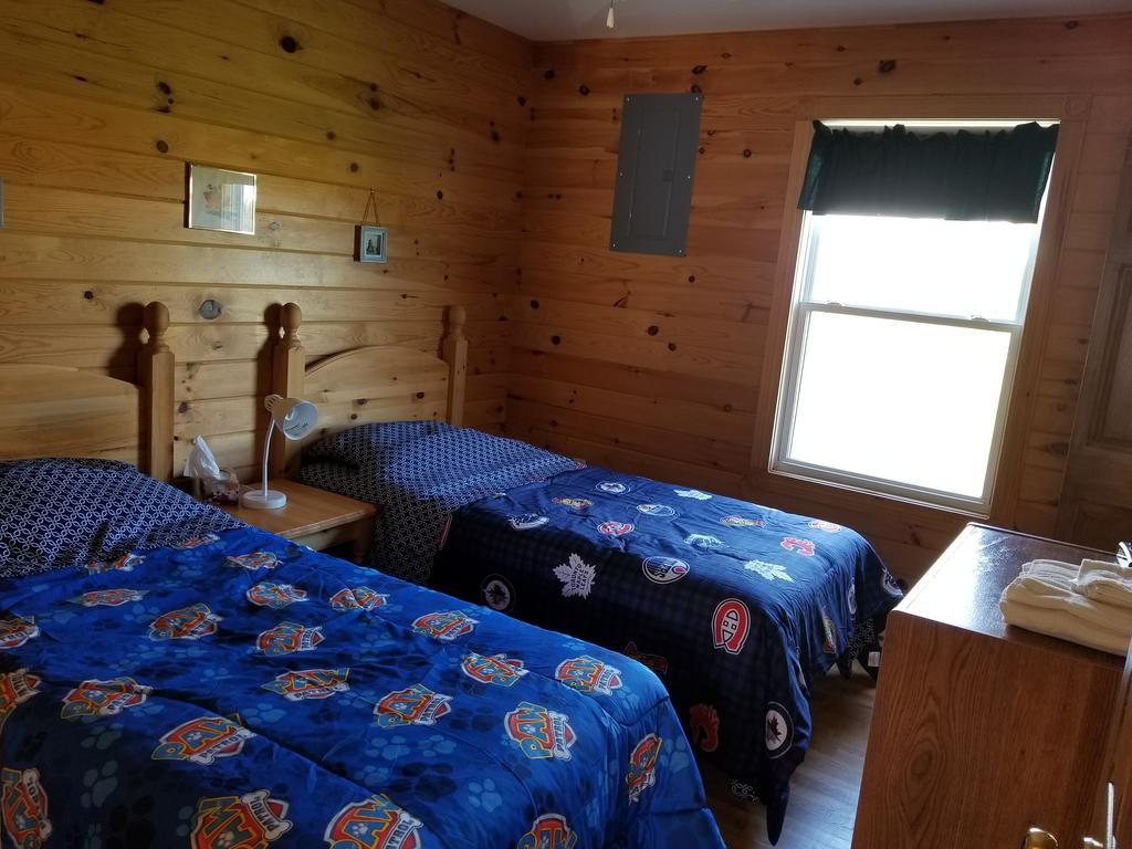 Отель Merry Stanhope Chalets Экстерьер фото