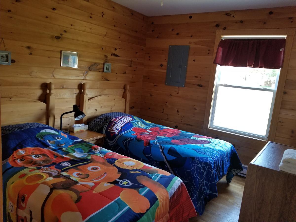 Отель Merry Stanhope Chalets Экстерьер фото