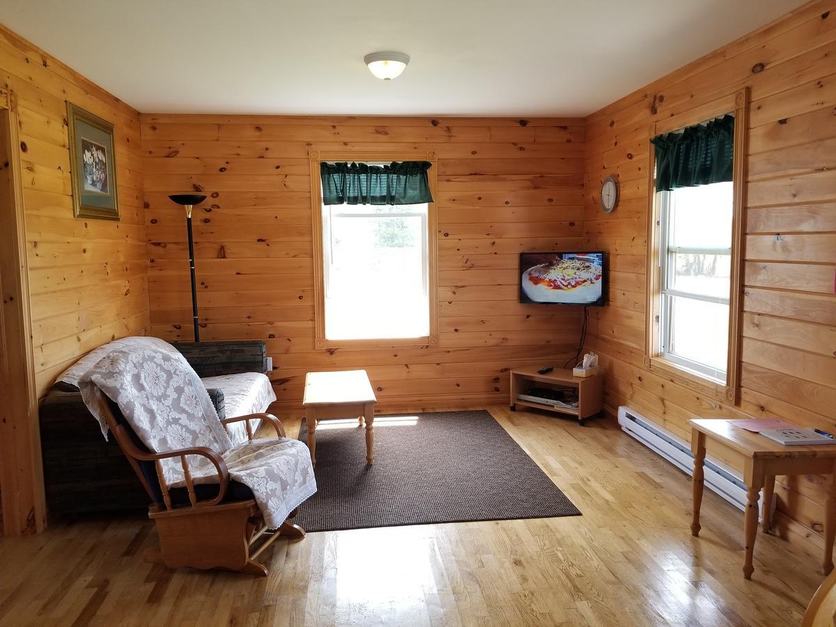 Отель Merry Stanhope Chalets Экстерьер фото